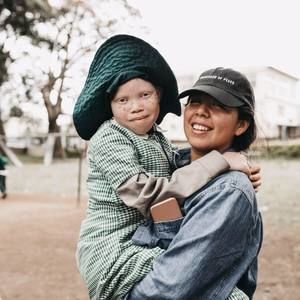 Meet your Posher, Evelyn